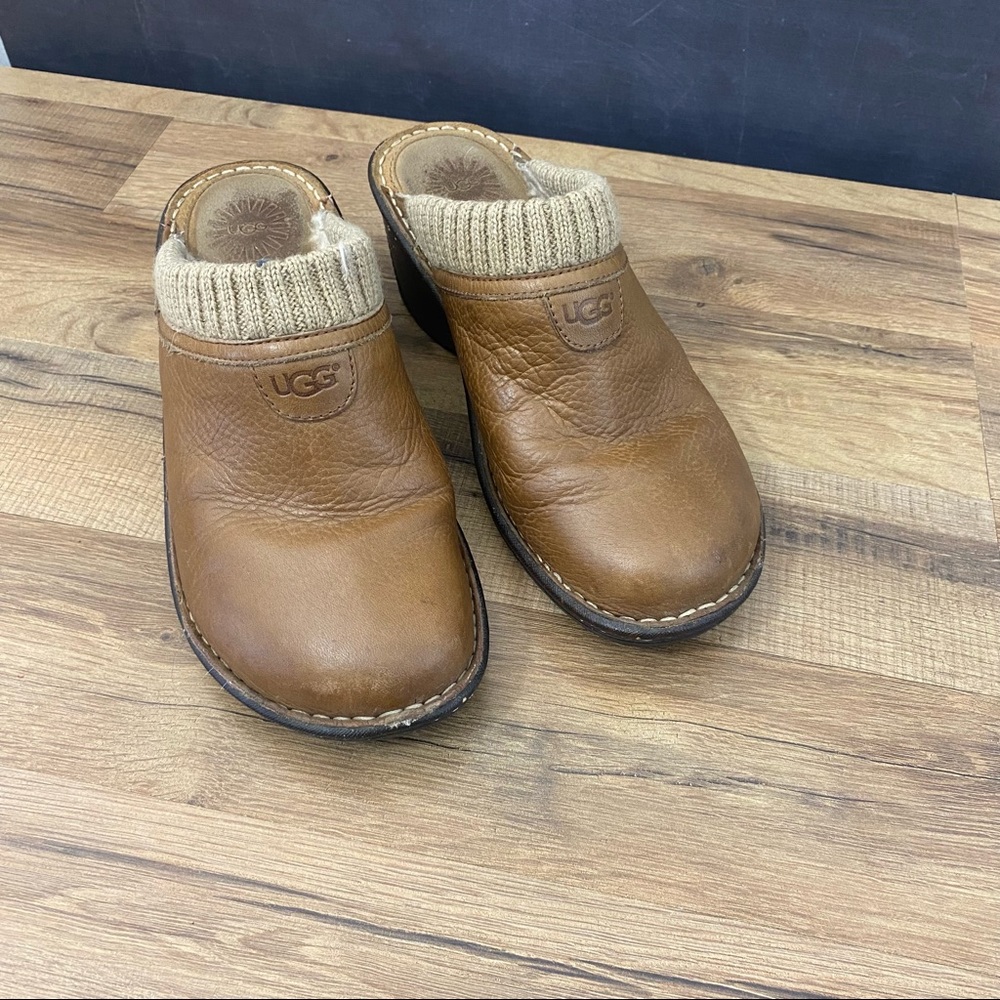 UGG Gael Women’s Clogs Slides Mules